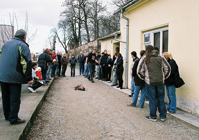 Kliknutím zavřete okno