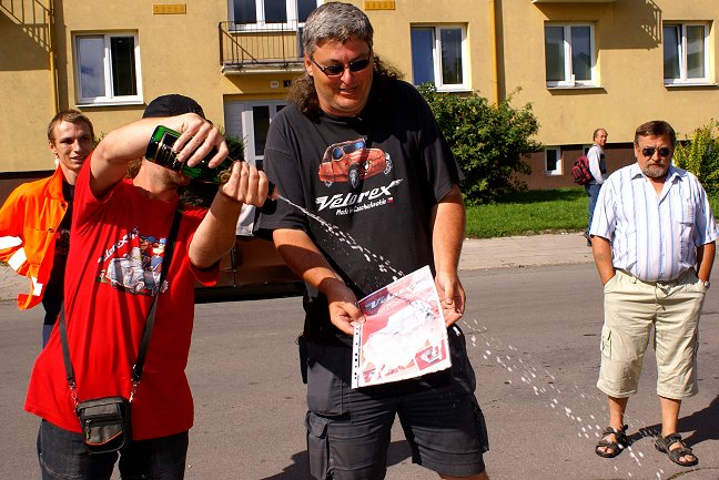 Kliknutím zavřete okno